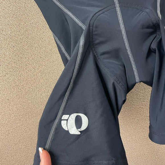 Pearl Izumi Black Athletic 🚴🚴 Cycling Shorts, size Medium, Unisex - Picture 3 of 13